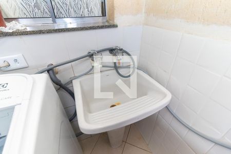 Casa à venda com 75m², 2 quartos e 2 vagasÁrea de Serviço