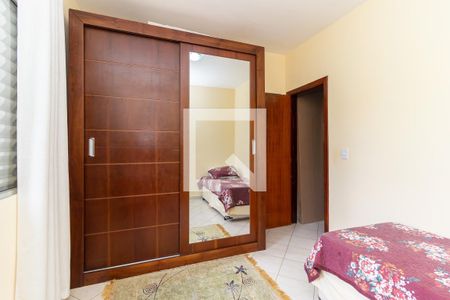 Casa à venda com 75m², 2 quartos e 2 vagasQuarto 2