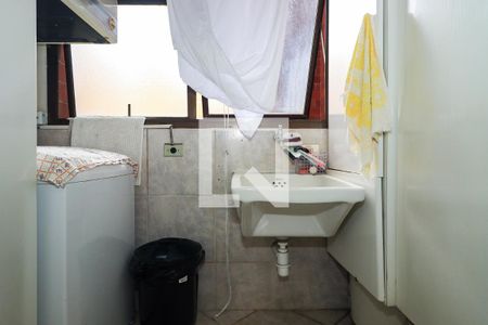 Apartamento para alugar com 196m², 3 quartos e 4 vagas Apartamento para alugar com 196m², 3 quartos e 4 vagasÁrea de Serviço