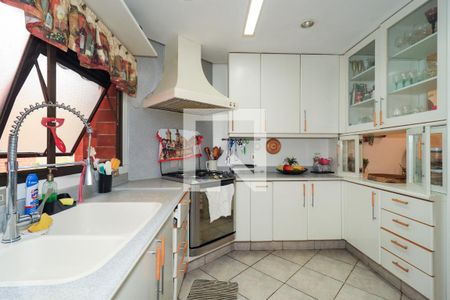 Apartamento para alugar com 196m², 3 quartos e 4 vagas Apartamento para alugar com 196m², 3 quartos e 4 vagasCozinha