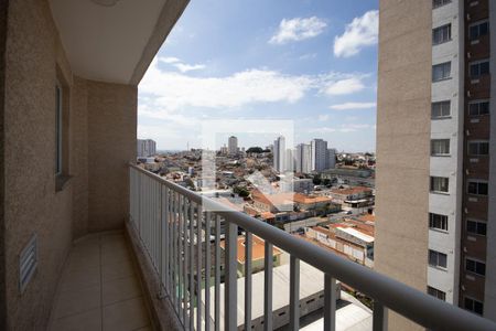 Varanda  de kitnet/studio para alugar com 1 quarto, 29m² em Parque Vitoria, São Paulo