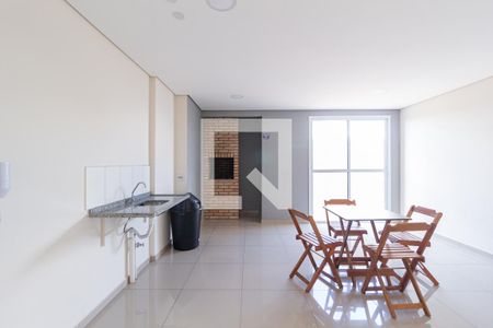 Apartamento para alugar com 50m², 2 quartos e 1 vaga Apartamento para alugar com 50m², 2 quartos e 1 vagaÁrea comum - Salão de festas