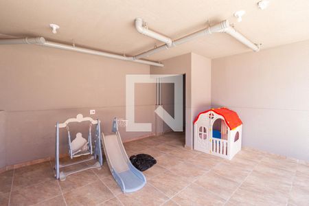 Apartamento para alugar com 50m², 2 quartos e 1 vaga Apartamento para alugar com 50m², 2 quartos e 1 vagaÁrea comum - Playground