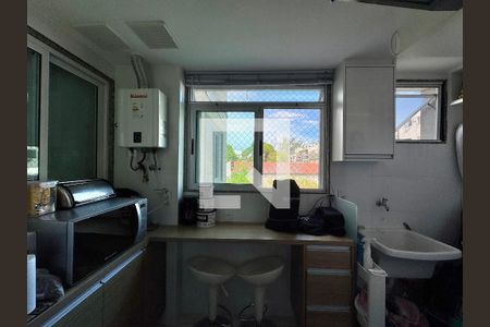 Apartamento à venda com 120m², 3 quartos e 2 vagas Apartamento à venda com 120m², 3 quartos e 2 vagasCozinha