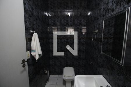 Casa à venda com 200m², 4 quartos e 2 vagasBanheiro Social 3