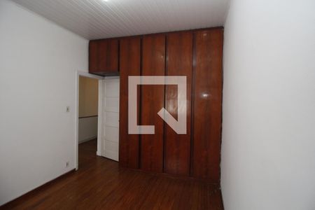 Casa à venda com 200m², 4 quartos e 2 vagasQuarto 2