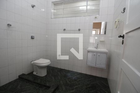 Casa à venda com 200m², 4 quartos e 2 vagasBanheiro Social 2