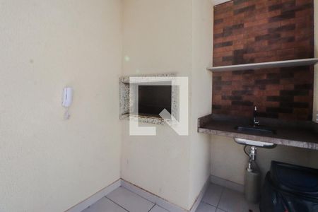 Apartamento para alugar com 40m², 2 quartos e 1 vaga Apartamento para alugar com 40m², 2 quartos e 1 vagaÁrea comum - Churrasqueira