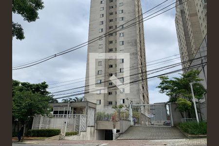 Apartamento para alugar com 64m², 3 quartos e 1 vagaFachada