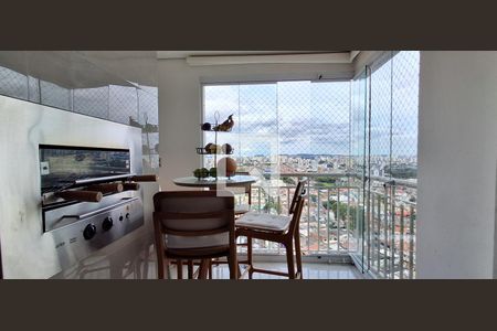 Apartamento à venda com 66m², 3 quartos e 2 vagas Apartamento à venda com 66m², 3 quartos e 2 vagasVaranda