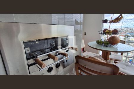 Apartamento à venda com 66m², 3 quartos e 2 vagas Apartamento à venda com 66m², 3 quartos e 2 vagasVaranda