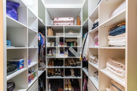 Closet da Suíte de casa à venda com 3 quartos, 200m² em Jardim Leda, Guarulhos