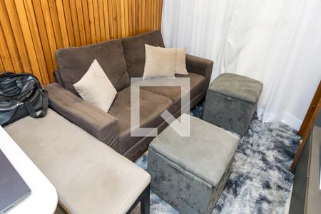 Sala - Sofá de apartamento para alugar com 2 quartos, 48m² em Vista Alegre, Rio de Janeiro