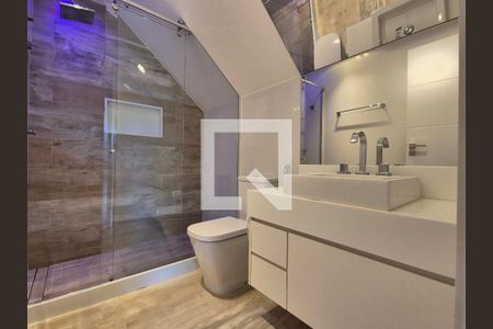 Casa de condomínio à venda com 400m², 5 quartos e 4 vagasBanheiro da suíte 5