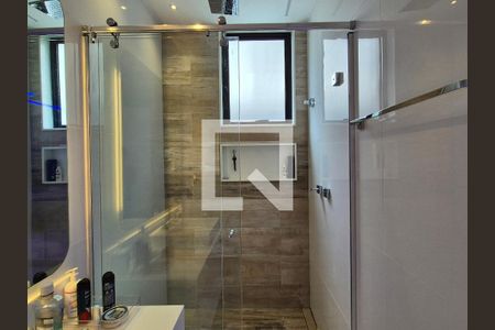 Casa de condomínio à venda com 400m², 5 quartos e 4 vagasBanheiro da Suíte 1