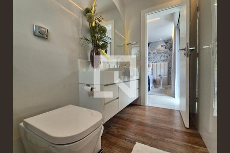 Casa de condomínio à venda com 400m², 5 quartos e 4 vagasBanheiro da Suíte 2