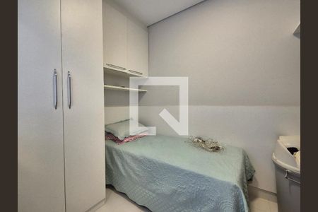 Casa de condomínio à venda com 400m², 5 quartos e 4 vagasQuarto de serviço