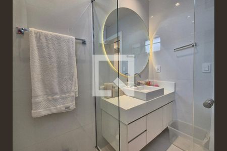 Casa de condomínio à venda com 400m², 5 quartos e 4 vagasBanheiro da Suíte 3