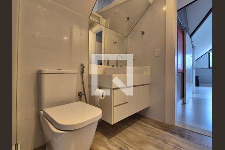 Casa de condomínio à venda com 400m², 5 quartos e 4 vagasBanheiro da suíte 5