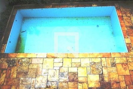 Casa à venda com 440m², 4 quartos e 6 vagas