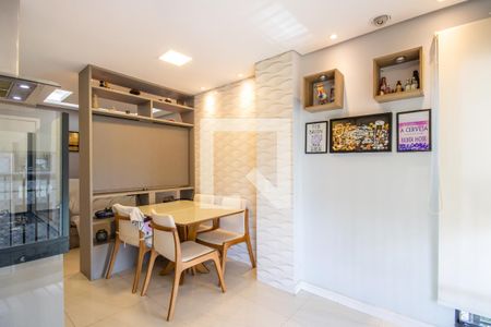 Apartamento à venda com 63m², 2 quartos e 1 vaga Apartamento à venda com 63m², 2 quartos e 1 vagaCozinha