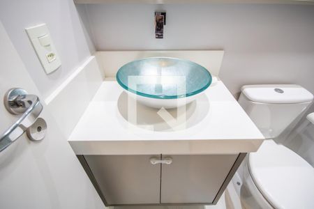 Apartamento à venda com 63m², 2 quartos e 1 vaga Apartamento à venda com 63m², 2 quartos e 1 vagaBanheiro 2