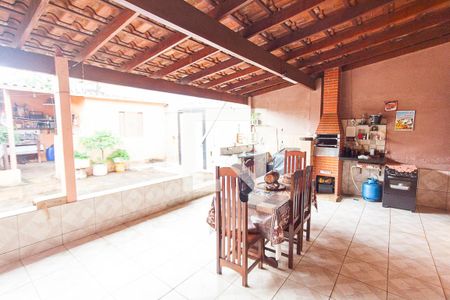 Casa para alugar com 210m², 3 quartos e 5 vagasVaranda