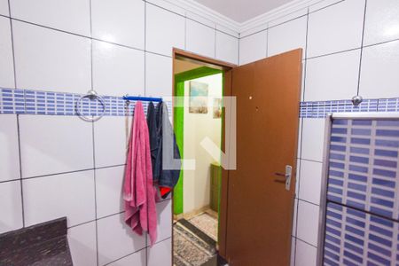 Casa para alugar com 210m², 3 quartos e 5 vagasBanheiro Social