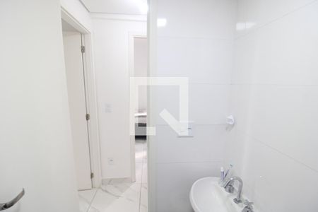 Apartamento à venda com 44m², 2 quartos e 1 vagaQuarto 1 - Banheiro