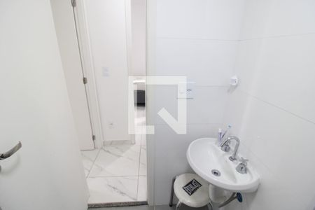Apartamento à venda com 44m², 2 quartos e 1 vagaQuarto 1 - Banheiro