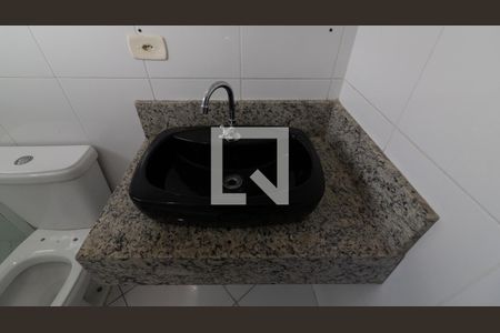 Casa à venda com 320m², 4 quartos e 5 vagasBanheiro da Suíte