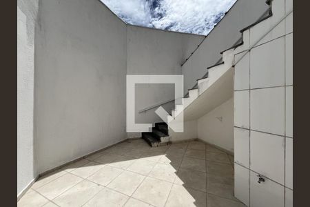 Casa à venda com 320m², 4 quartos e 5 vagasQuintal