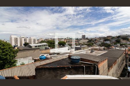 Casa à venda com 320m², 4 quartos e 5 vagasVista da Área de Serviço