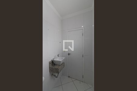 Casa à venda com 320m², 4 quartos e 5 vagasBanheiro 2