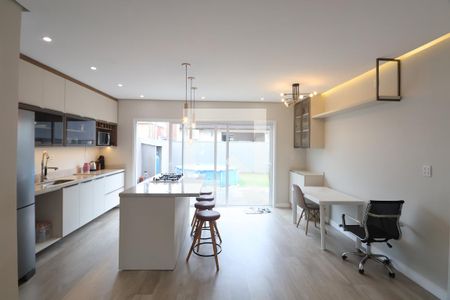 Casa de condomínio à venda com 116m², 3 quartos e 2 vagasCozinha