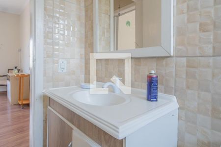 Apartamento à venda com 74m², 2 quartos e 1 vaga Apartamento à venda com 74m², 2 quartos e 1 vagaBanheiro