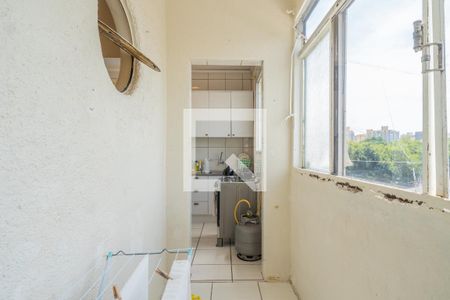 Apartamento à venda com 74m², 2 quartos e 1 vaga Apartamento à venda com 74m², 2 quartos e 1 vagaCozinha e Área de Serviço