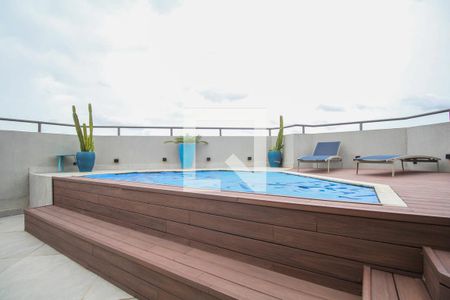 Apartamento à venda com 300m², 2 quartos e 5 vagas Apartamento à venda com 300m², 2 quartos e 5 vagasTerraço Piscina