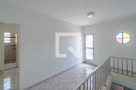 Casa para alugar com 200m², 3 quartos e 2 vagasHall do 2º andar