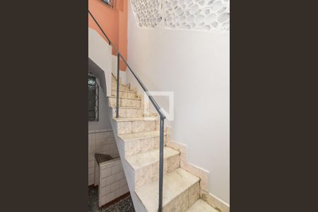 Casa para alugar com 200m², 3 quartos e 2 vagasÁrea de Serviço - Acesso ao 2º andar