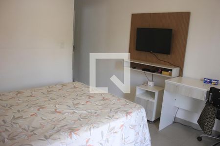 Suíte  1 de casa para alugar com 3 quartos, 220m² em Jardim Vila Galvao, Guarulhos