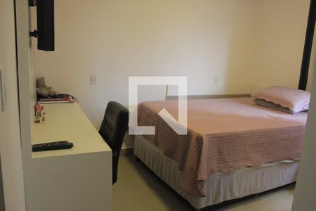 Casa à venda com 220m², 3 quartos e 6 vagasSuíte 3