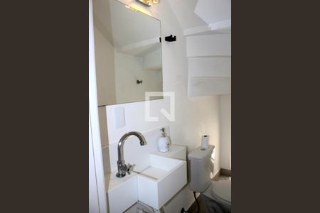 Casa à venda com 220m², 3 quartos e 6 vagasLavabo