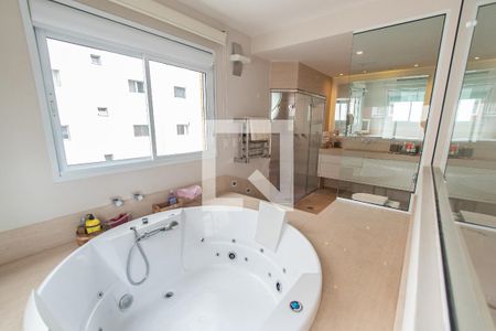 Apartamento para alugar com 143m², 2 quartos e 3 vagasBanheiro da suíte 2