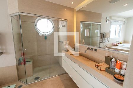 Apartamento para alugar com 143m², 2 quartos e 3 vagasBanheiro da suíte 2