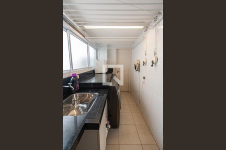 Apartamento para alugar com 143m², 2 quartos e 3 vagasÁrea de serviço