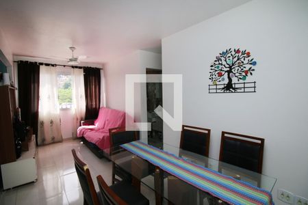 Sala de apartamento à venda com 2 quartos, 52m² em Olaria, Rio de Janeiro