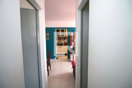 Sala - Corredor de apartamento à venda com 2 quartos, 52m² em Olaria, Rio de Janeiro