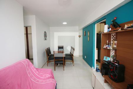 Sala de apartamento à venda com 2 quartos, 52m² em Olaria, Rio de Janeiro