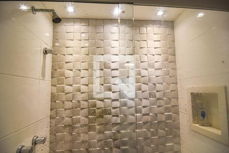 Apartamento à venda com 117m², 3 quartos e 2 vagas Apartamento à venda com 117m², 3 quartos e 2 vagasBanheiro Suite